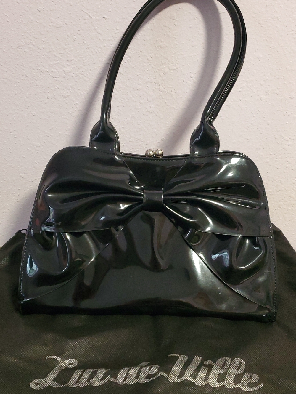 Lux de Ville Bow Handbag